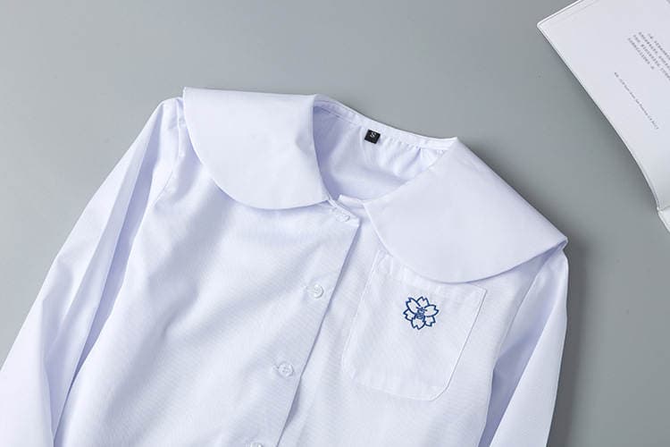 Spot Japanese JK uniform kindergarten baby girl round neck embroidered shirt shirt long sleeve 3