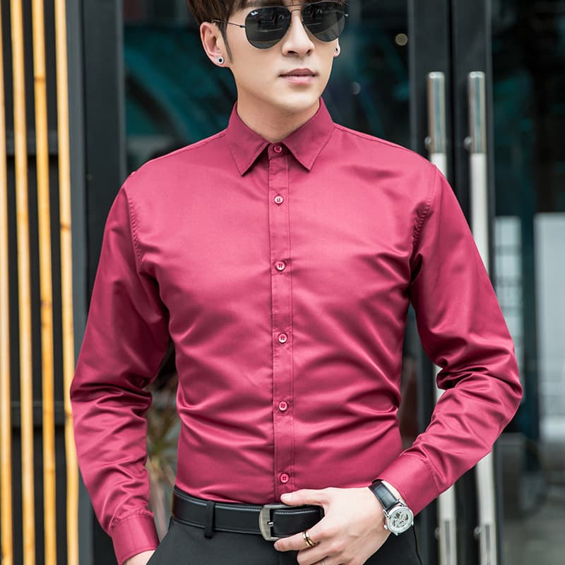 Wine red