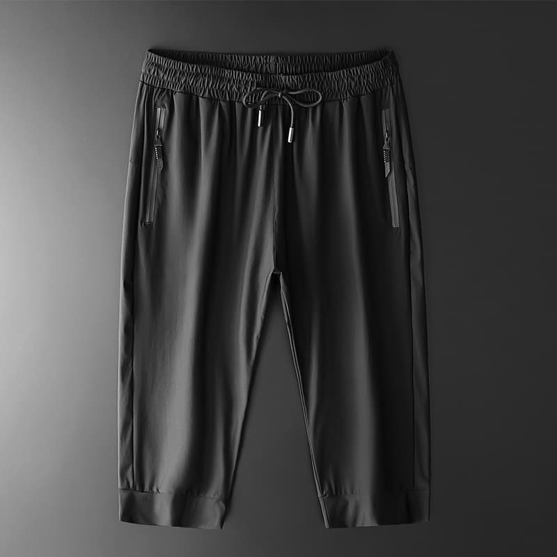 B28D-1 black cropped pants