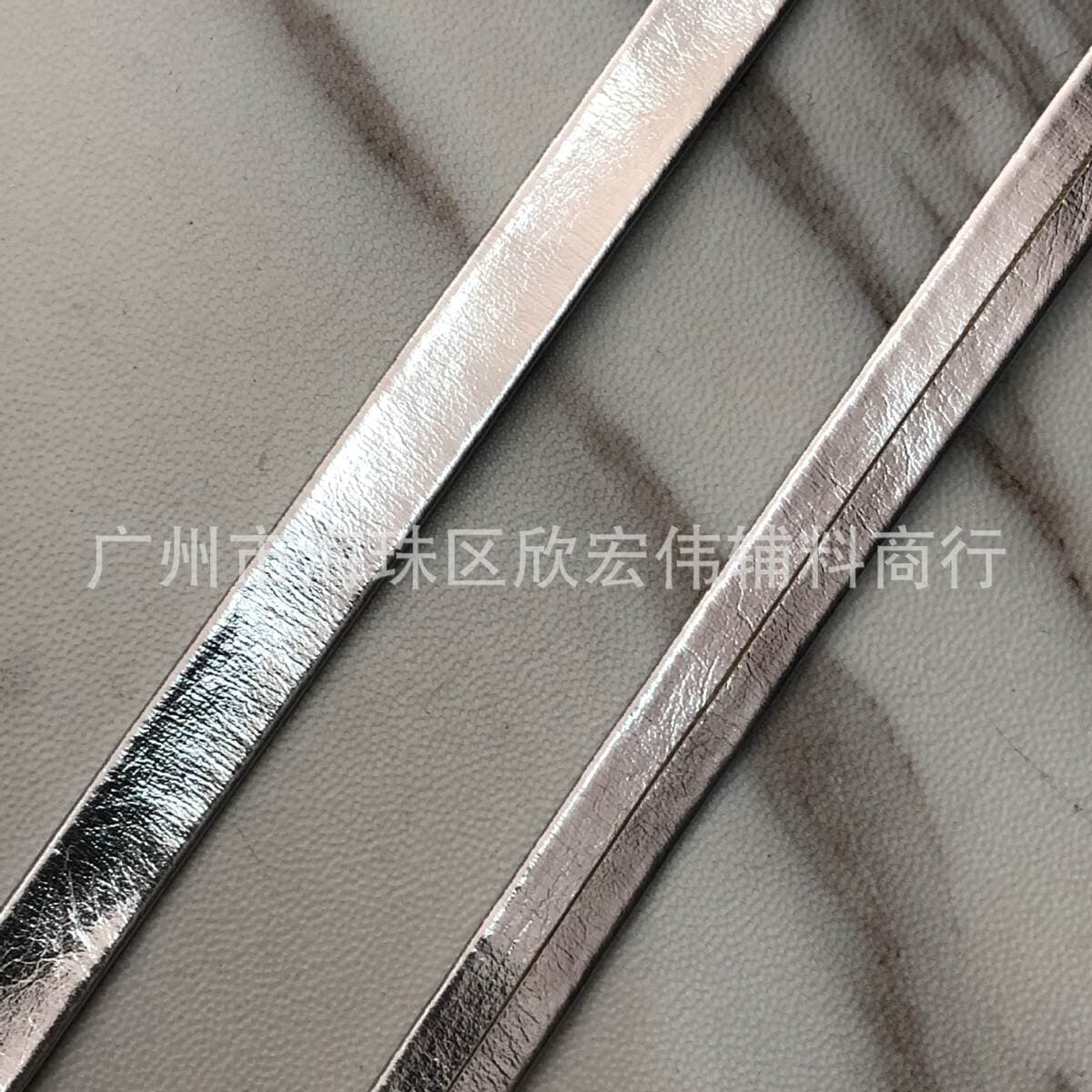 Pu leather webbing 5-50mm black and white gold silver folding leather rope luggage leather webbing sofa bed decoration 4
