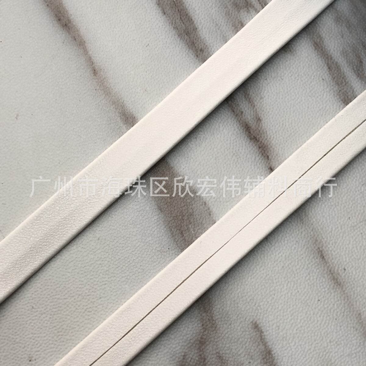 Pu leather webbing 5-50mm black and white gold silver folding leather rope luggage leather webbing sofa bed decoration 3