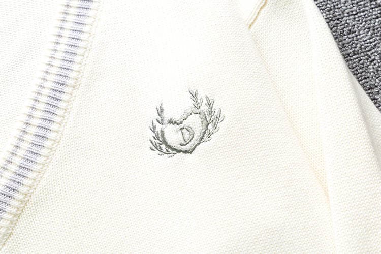 Japanese JK Sweater Autumn and Winter JK Badge Embroidered Academic Style V-Neck Pullover Long Sleeve Loose Sweater Girl 4