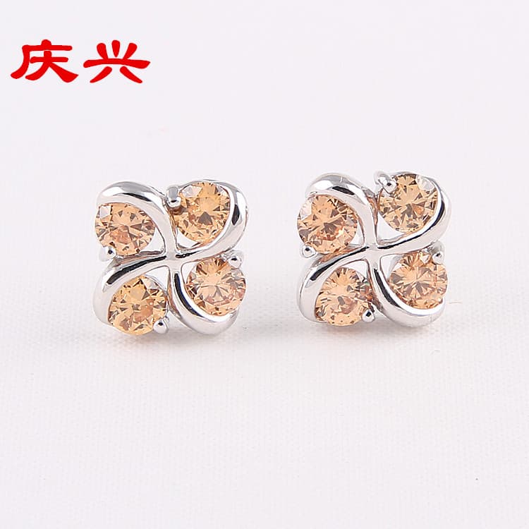 Champagne Zirconium Stud Earrings
