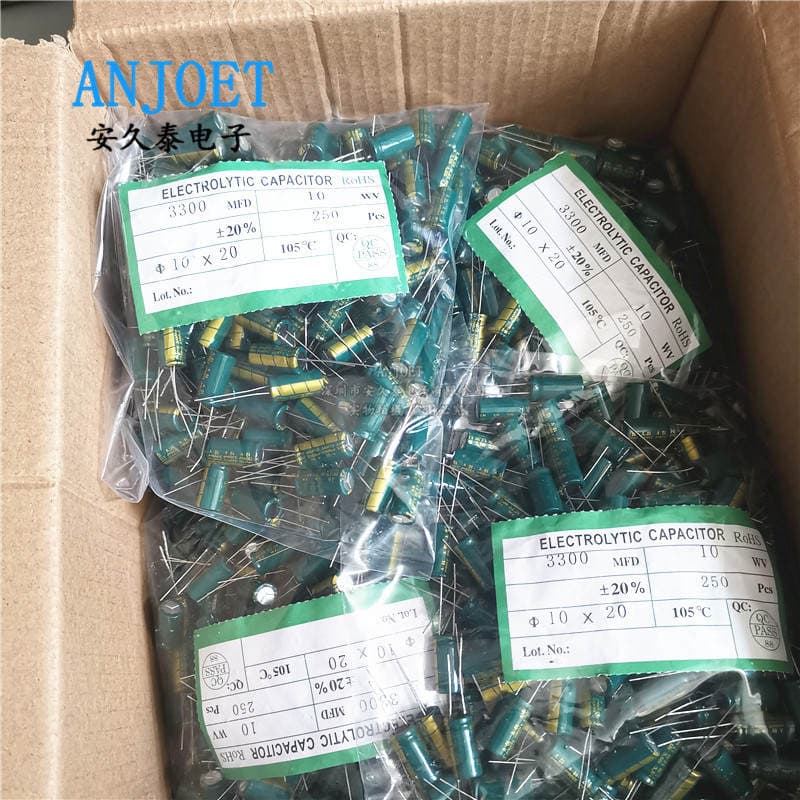 10/16/25/35/50/400V High Frequency Low Esr Aluminum Electrolytic Capacitor 100 220 330 470Uf 4