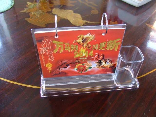 8inch Plastic Pen Holder Calendar Stand Domestic Acrylic High Transparency Desktop Ornament Calendar-Style Business Gift 1