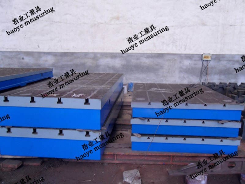 Factory cast iron riveting plate 1500X3000 large riveting platform welding tooling plate scraping plate 4