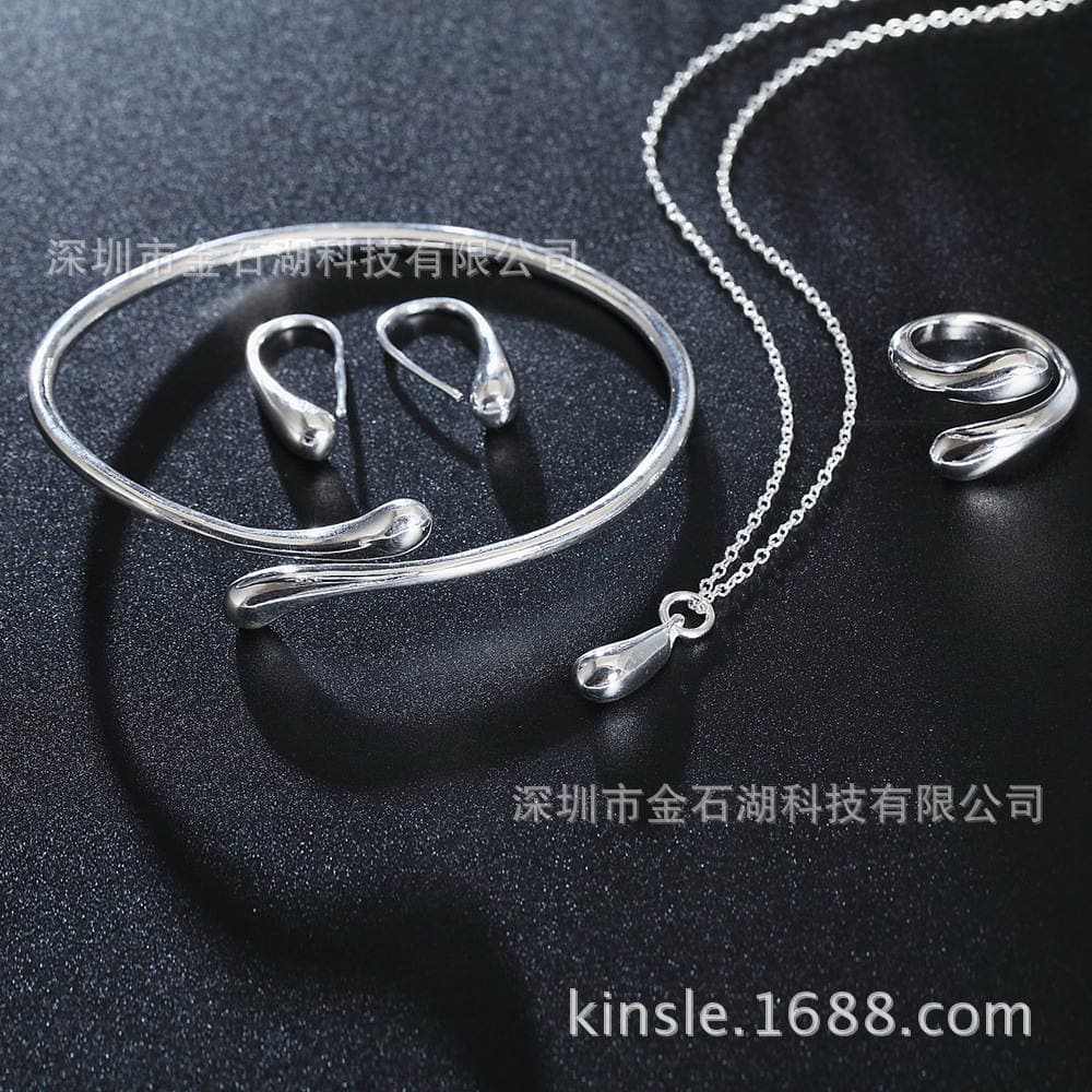 Spot European and American fashion silver-plated exquisite water drop bracelet necklace earrings ring water drop set from a set of batch 1