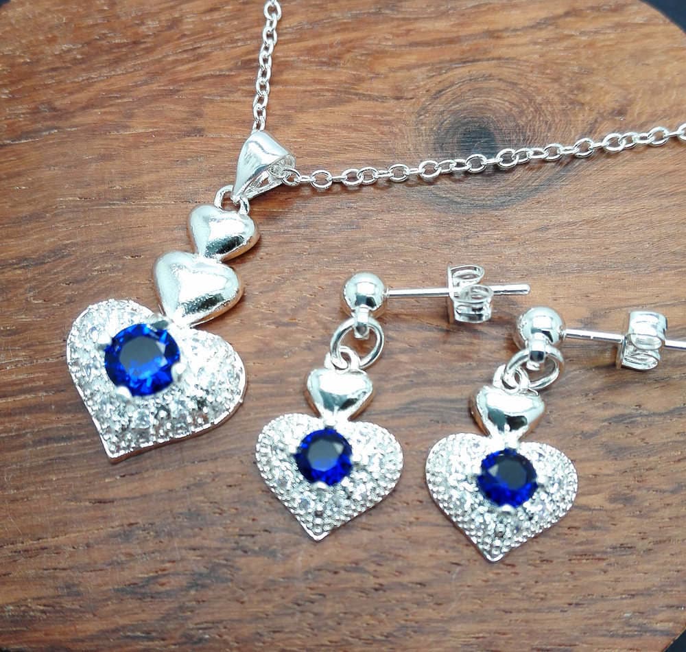 Silver Jewelry with Blue Zircon Heart-shaped Pendant Necklace Earrings Set Fashion Girl Jewelry eaby Taobao Explosions 2