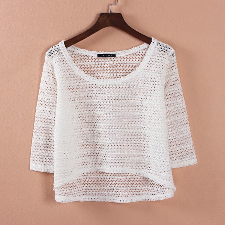 White middle sleeve
