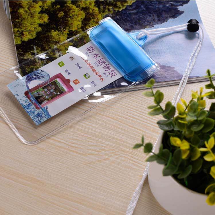 Factory Direct supply high quality touch screen mobile phone waterproof bag HD transparent sealed outdoor swimming drifting mobile phone waterproof bag 4
