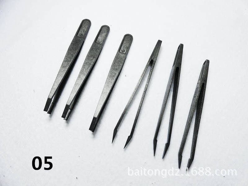 93305 elastic carbon fiber anti-static purification plastic tweezers flat anti-static tweezers plastic tweezers 1
