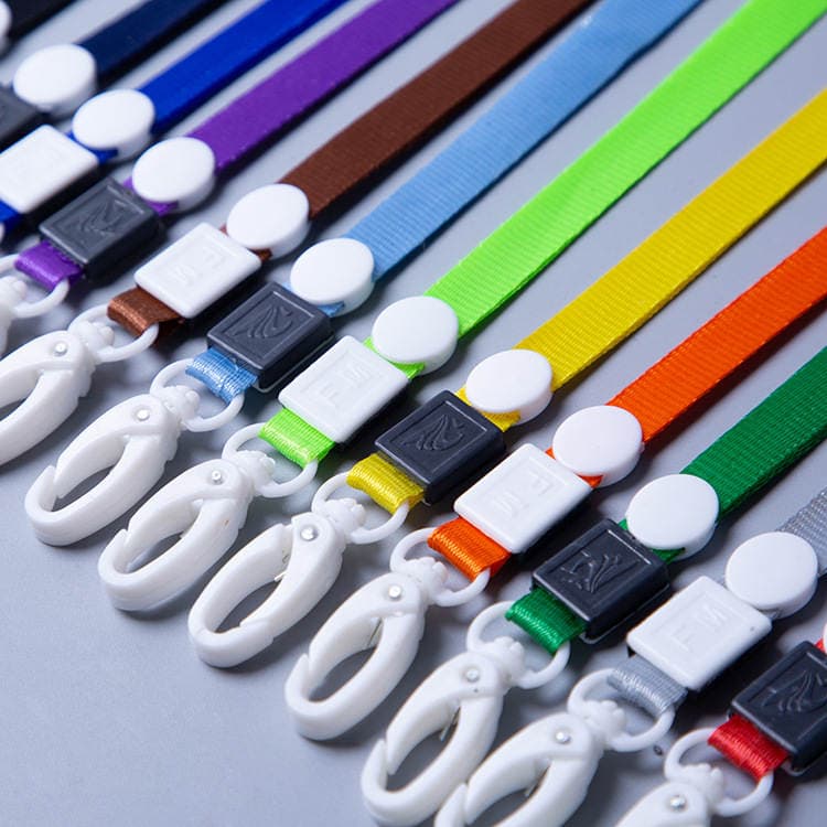 Loqo çaplı, 1 sm plastik qarmaqlı boyunbağı, şəxsiyyət/iş kartları üçün. 3