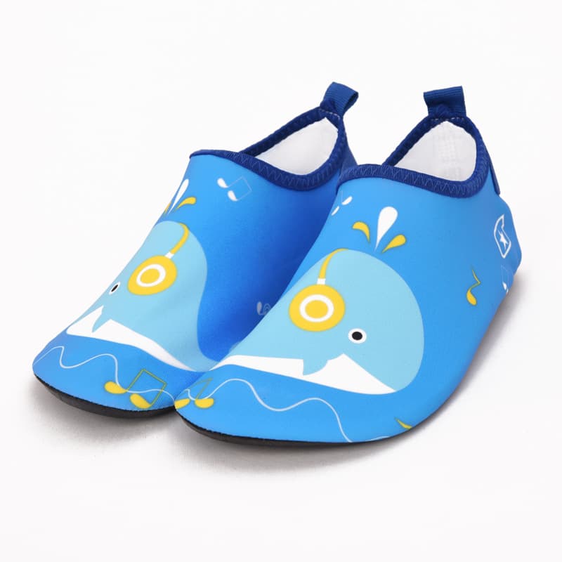Music whale Blue