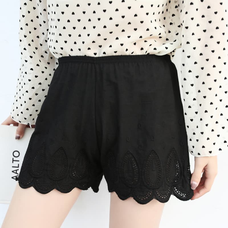Polka dot Black