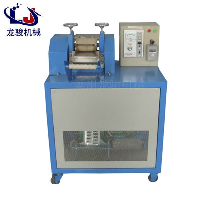 Səssiz sürət tənzimləyicili plastik qranulyator. 1