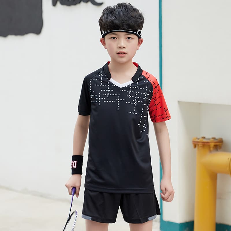 Children's 1099 black top +2001 black shorts