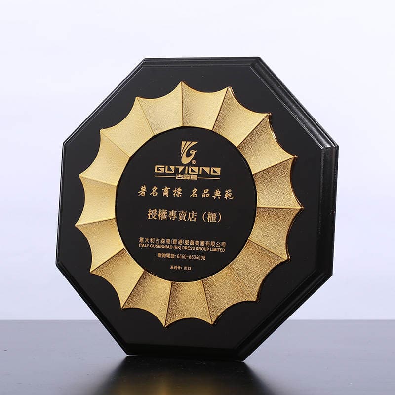 Rubber Color Solid Wood Medal Customized Metal License Wooden Honor Certificate Affiliate Card Agent Member Bronze Medal 3