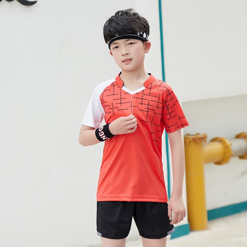 Children's 1099 red top +2001 black shorts