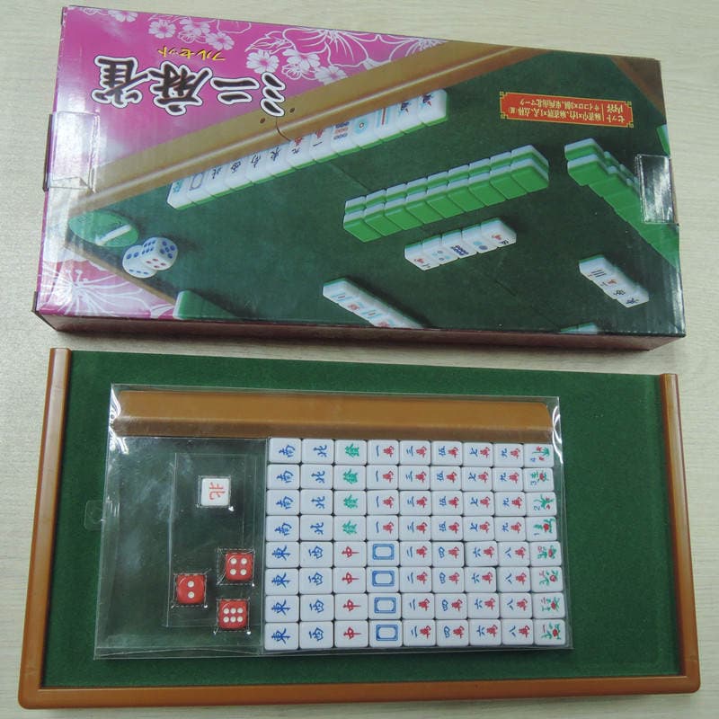 Creative Customized Gift Mini Mahjong Tiles Mini Silk Screen Printing Small Mahjong Printable Logo with Foldableing Table 2