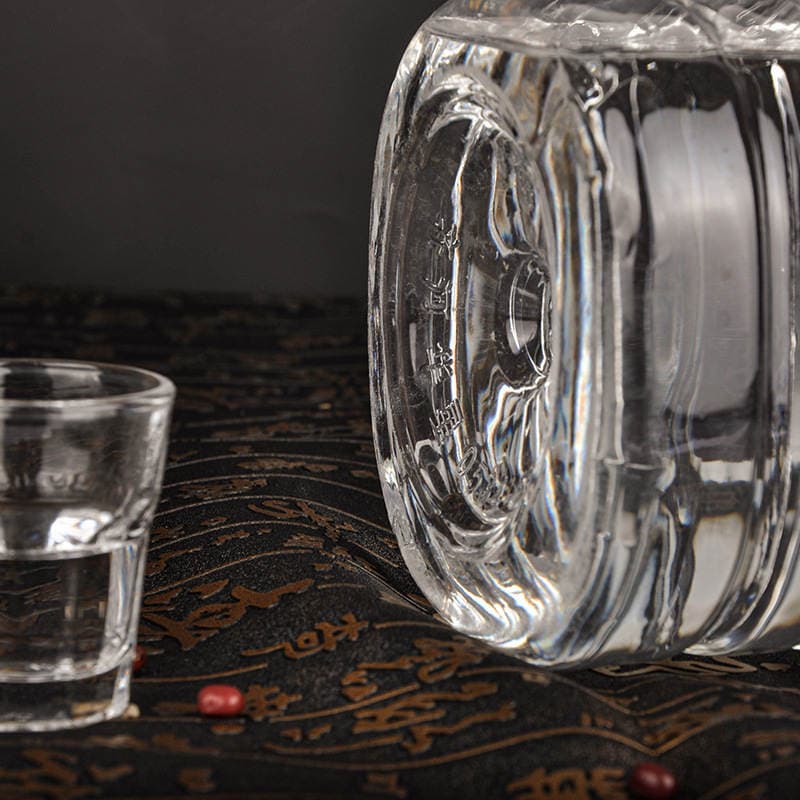 Bulk fragrant liquor Beijing Erguotou 52 degrees barrel 5L grain wine brewing wholesale agent + generation 3