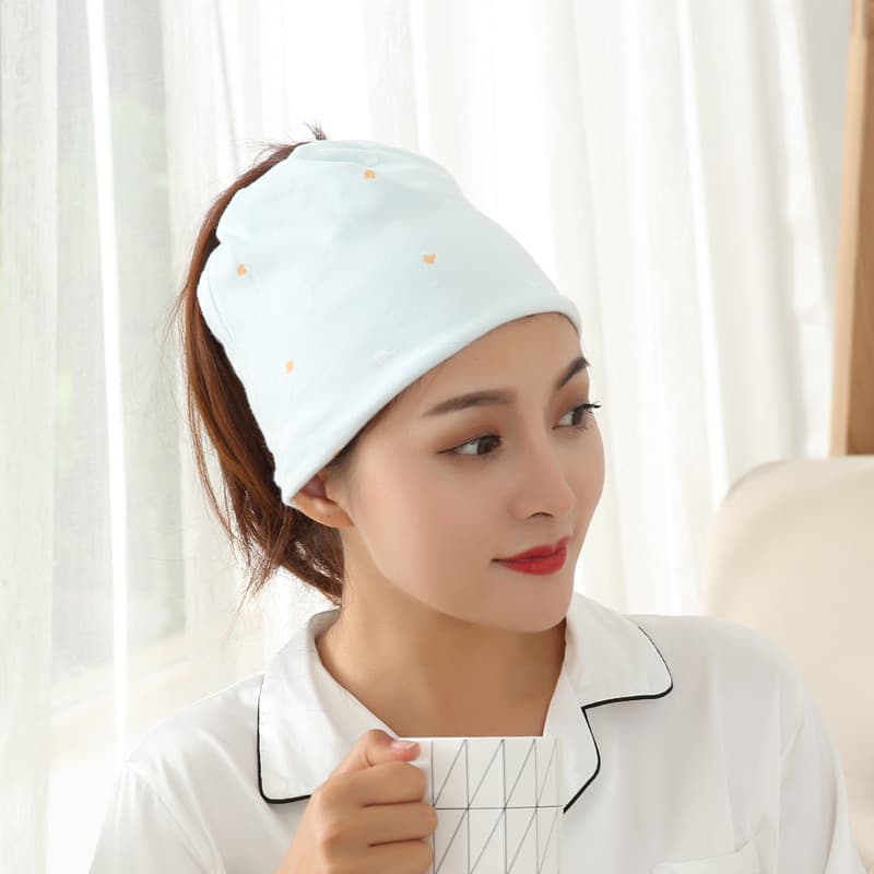 Small hat light blue