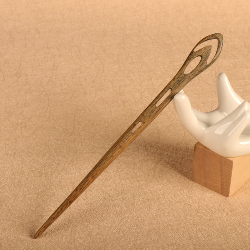 Green sandalwood hairpin---herring (18cm)