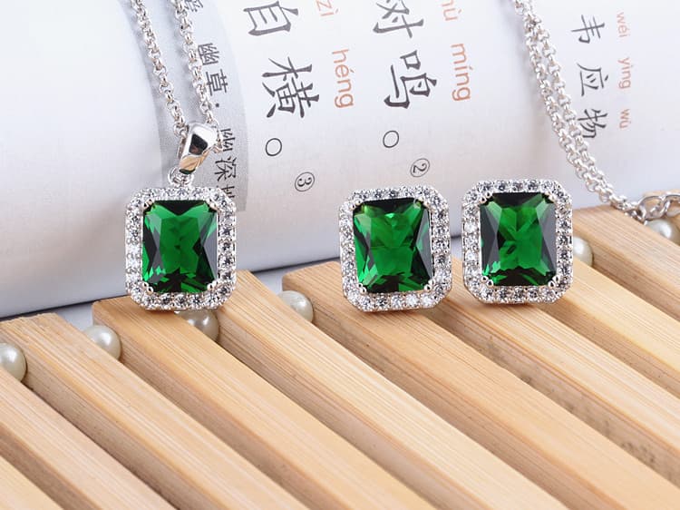 Emerald suit