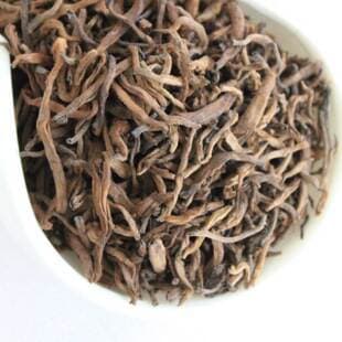 Yunnan Pu'er "Çay İmperatoru" (bişmiş, qızıl tumurcuqlu, iri ağac) 1