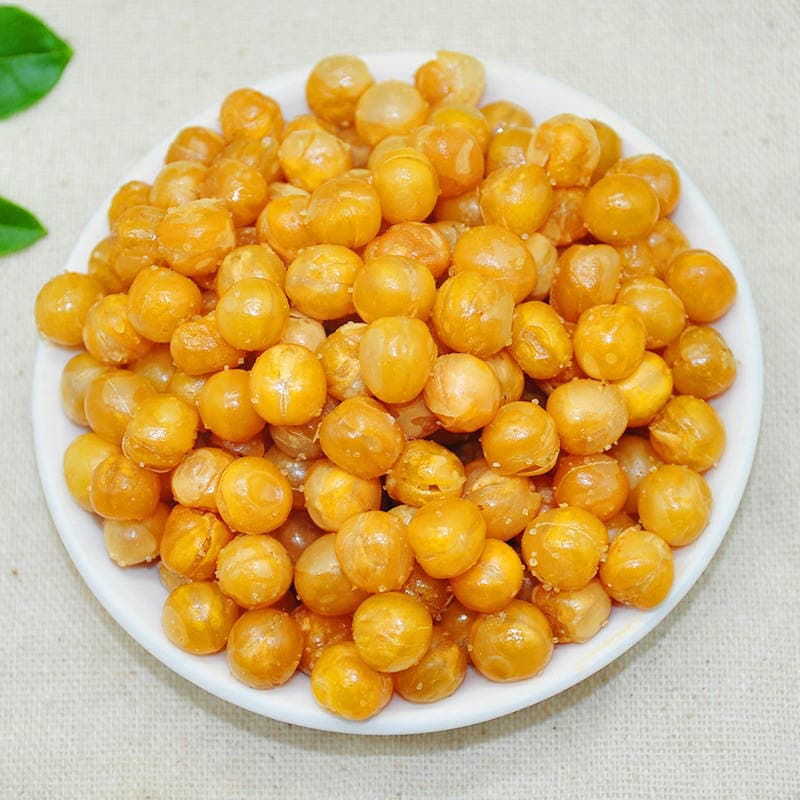 Wholesale Linyi chailiang leisure food beef flavor golden beans full box crispy casual snacks bulk peas 3