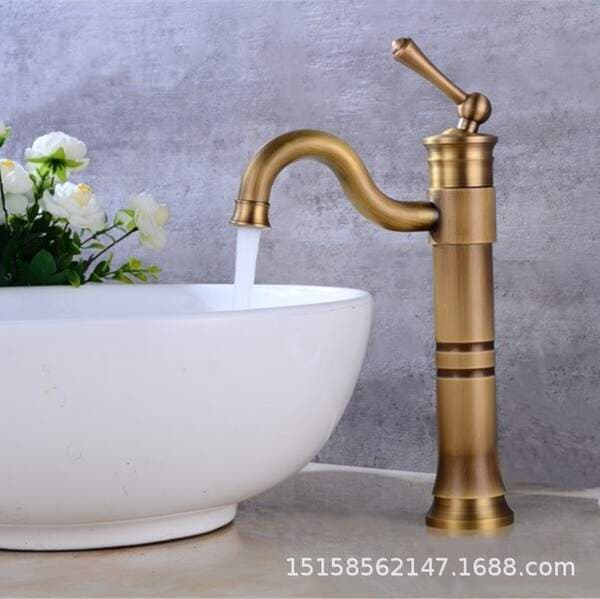 Tam misdən hazırlanmış Avropa üslublu antik fırlanan lavabo kranı