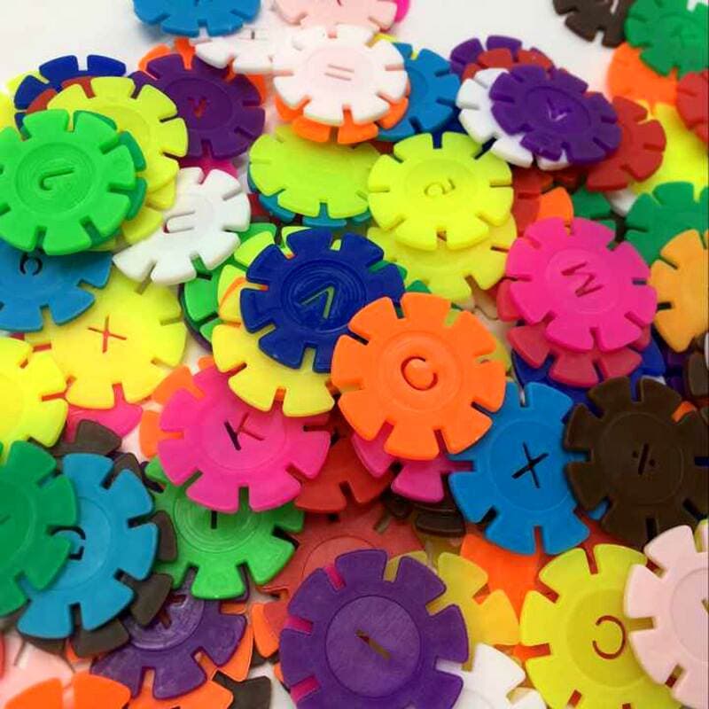 Early education insert snowflake building blocks box plastic assembly assembly baby children's intelligence toys manufacturers wholesale 4