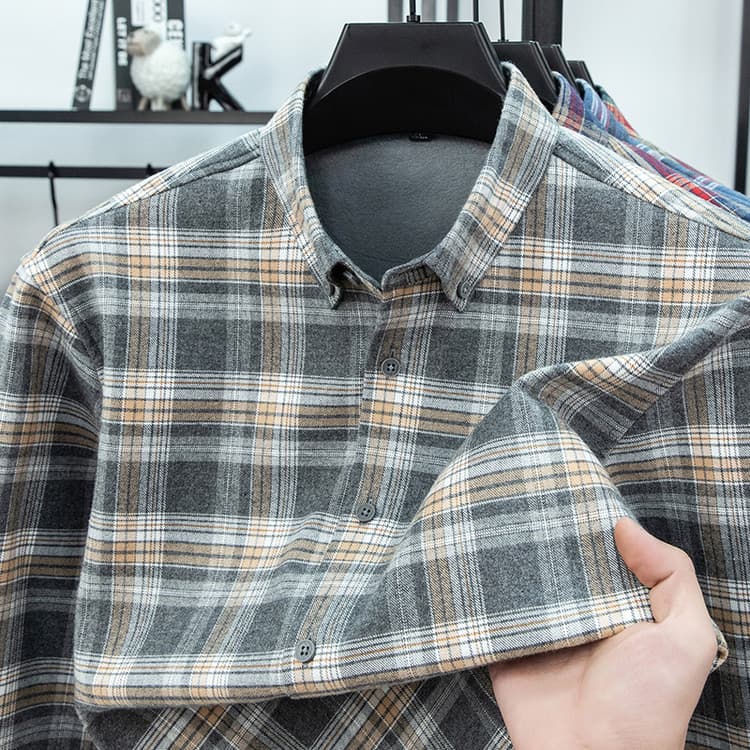 Grayish yellow check