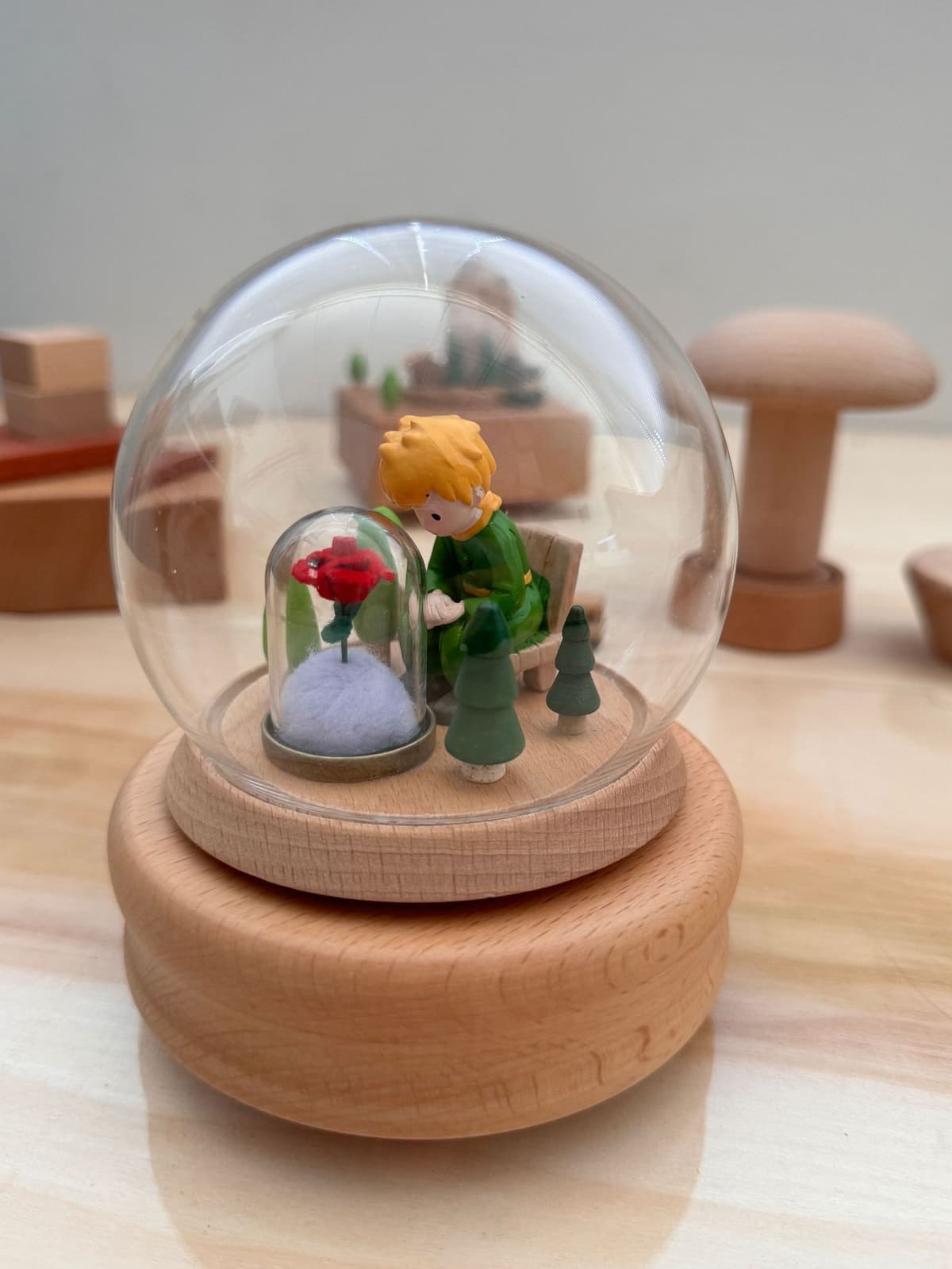 Rotating little prince