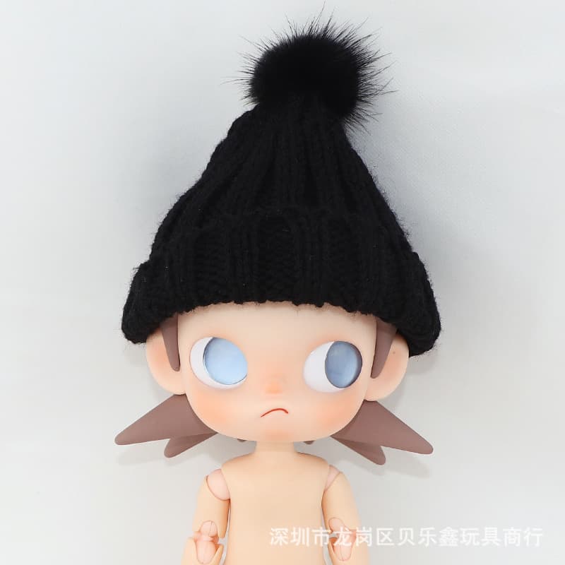 C151 black fur ball cap (without baby)