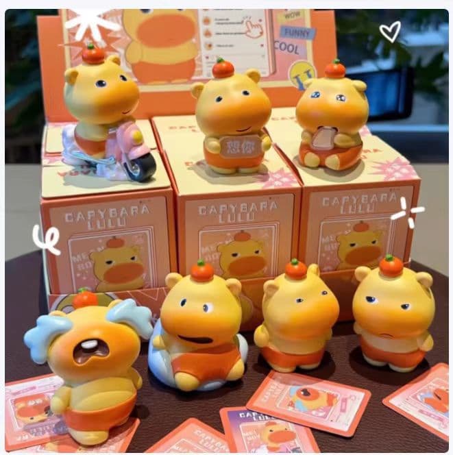 Treasure capybara ornaments (set of 6)