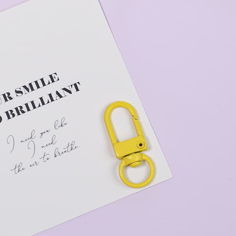 Yellow door buckle