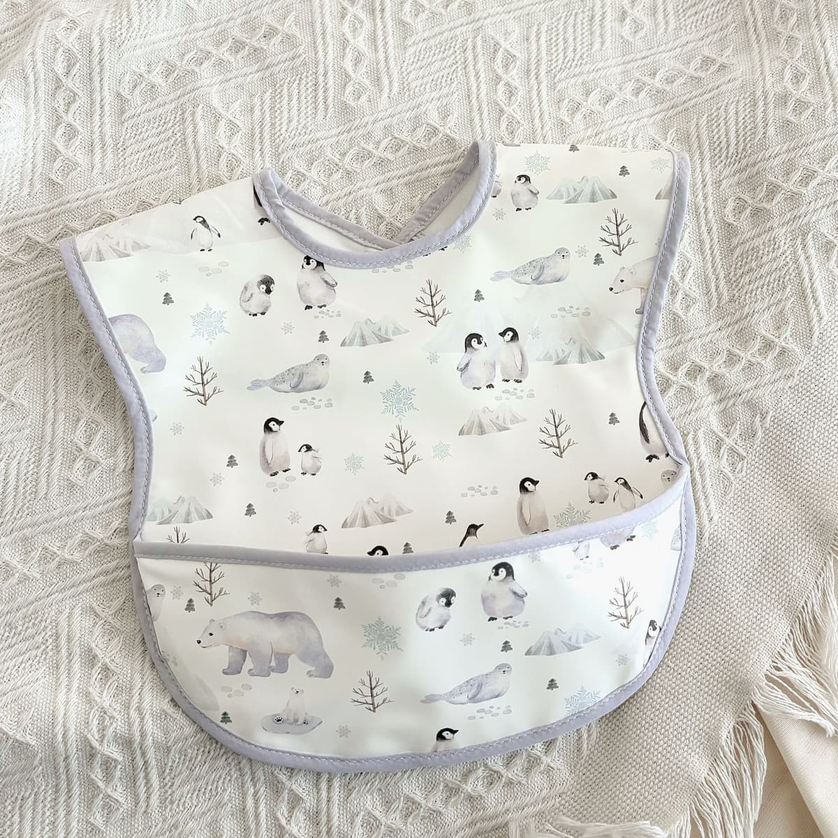 Pu three-dimensional bib penguin