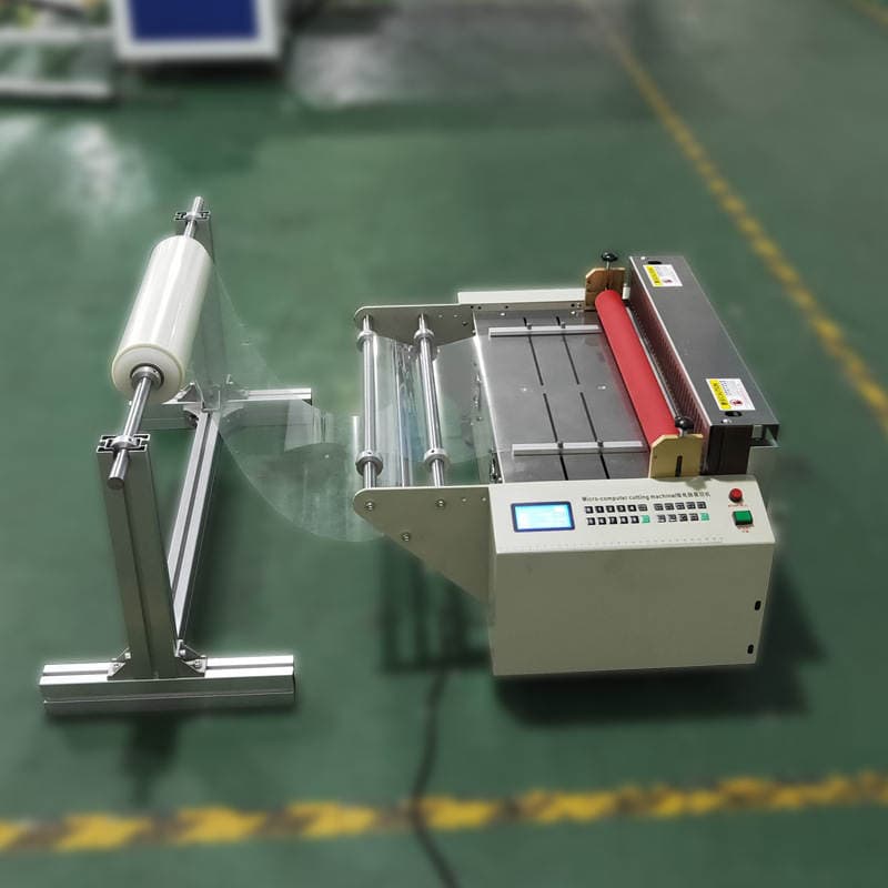 Automatic bubble film cutting machine release paper cutting machine PVC film cutting machine non-woven fabric cutting machine 3