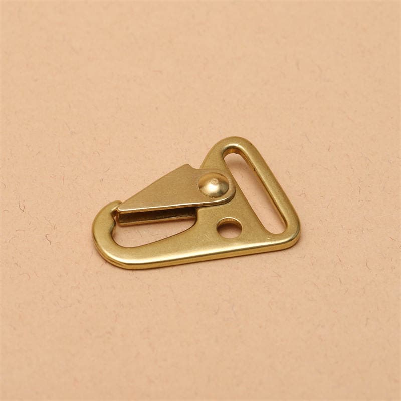 Factory spot pure copper outdoor carabiner travel bag computer bag Hawk hook key chain leather luggage hardware 3