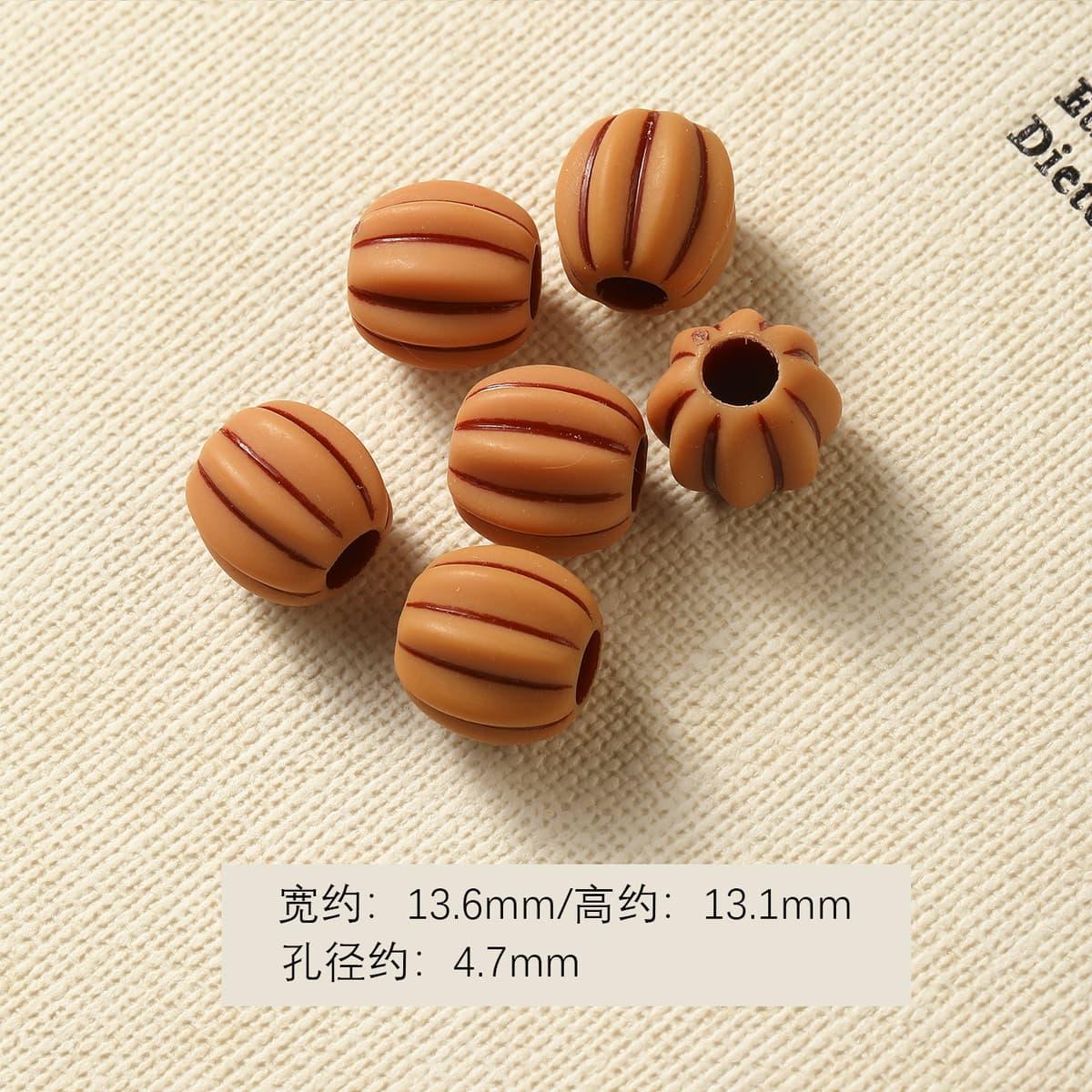 1 pumpkin bead