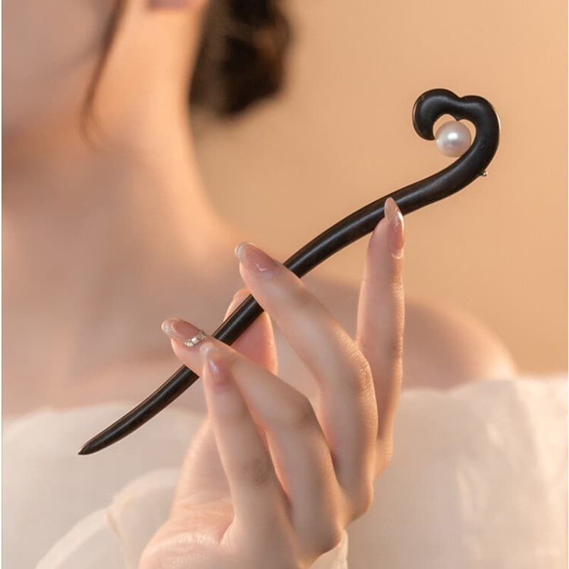 Cloud moon hairpin [natural ebony]