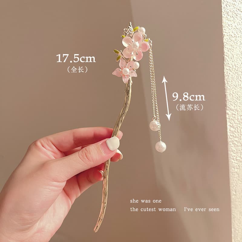 Pink cherry blossoms