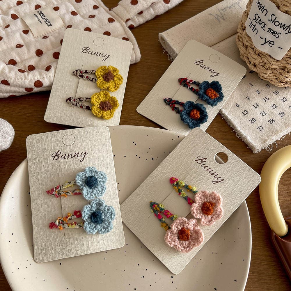 Korean-Style Autumn and Winter Knitted Yarn Flower Hairpin Sweet Girly Heart-Shaped Hair Clip Side Bb Clip Hair Accessory 3