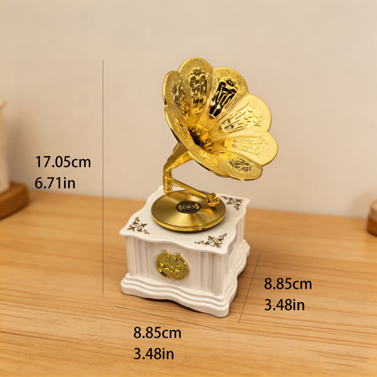 Small gramophone white 8008 [165g]