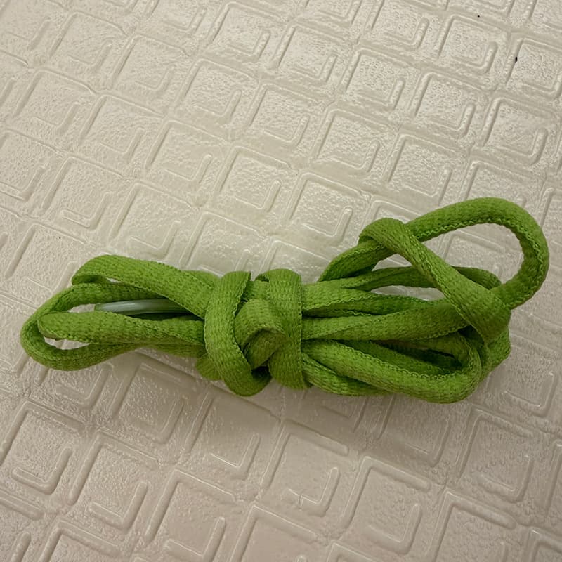 No. 18 grass green