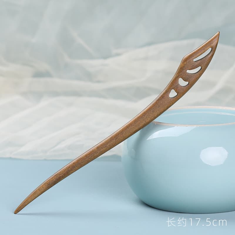 Green sandalwood B- like wind