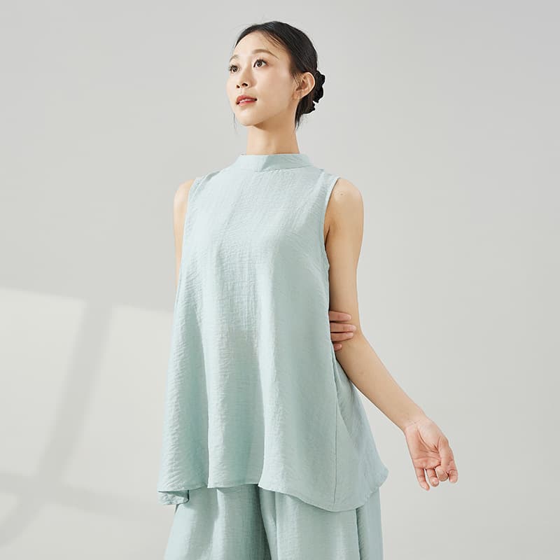 Turquoise green (top)