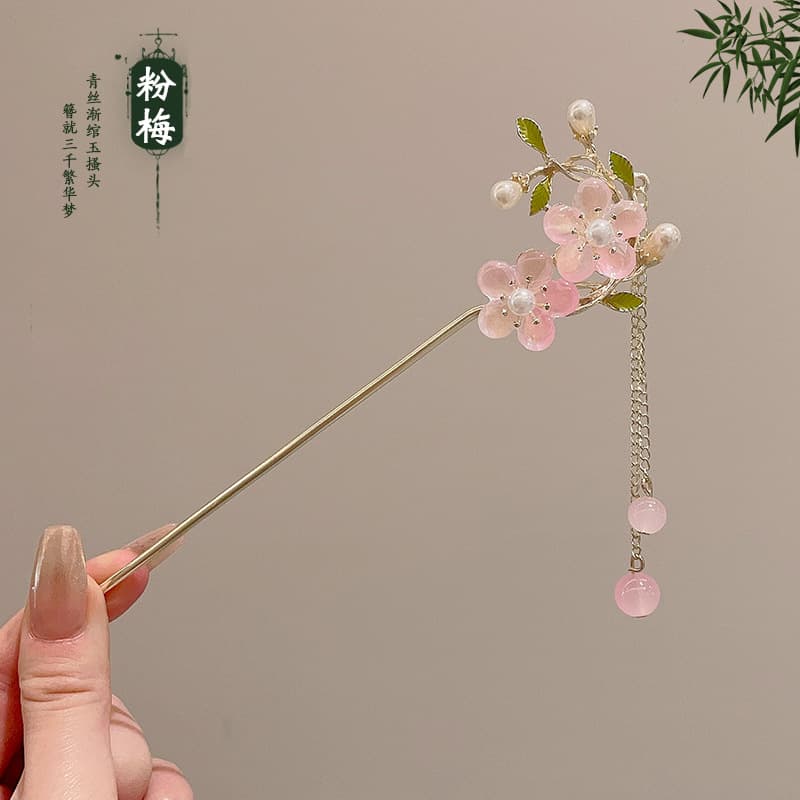 Pink double peach blossoms