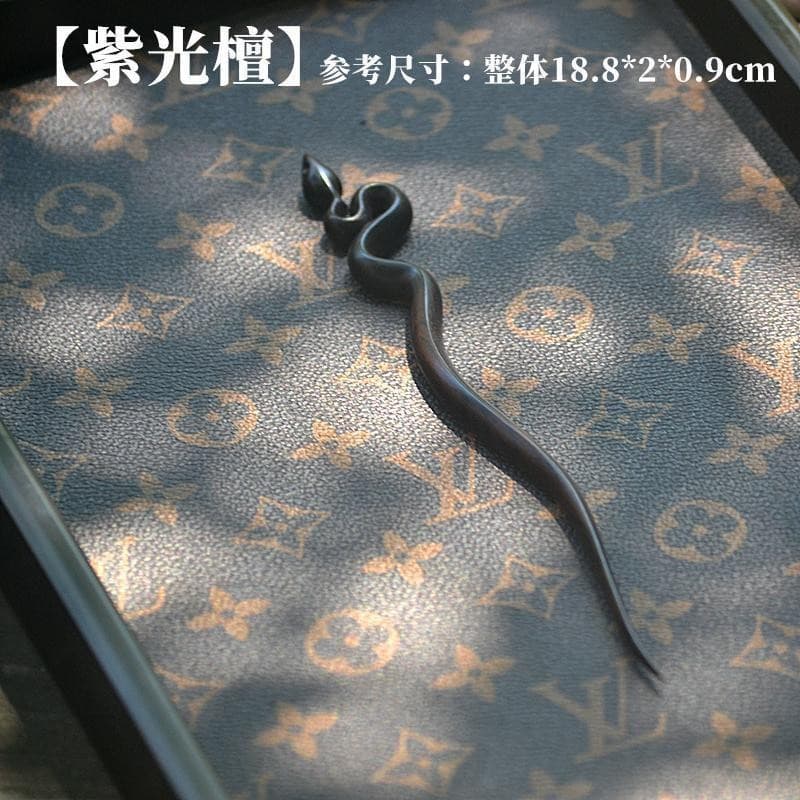 Ebony snake hairpin