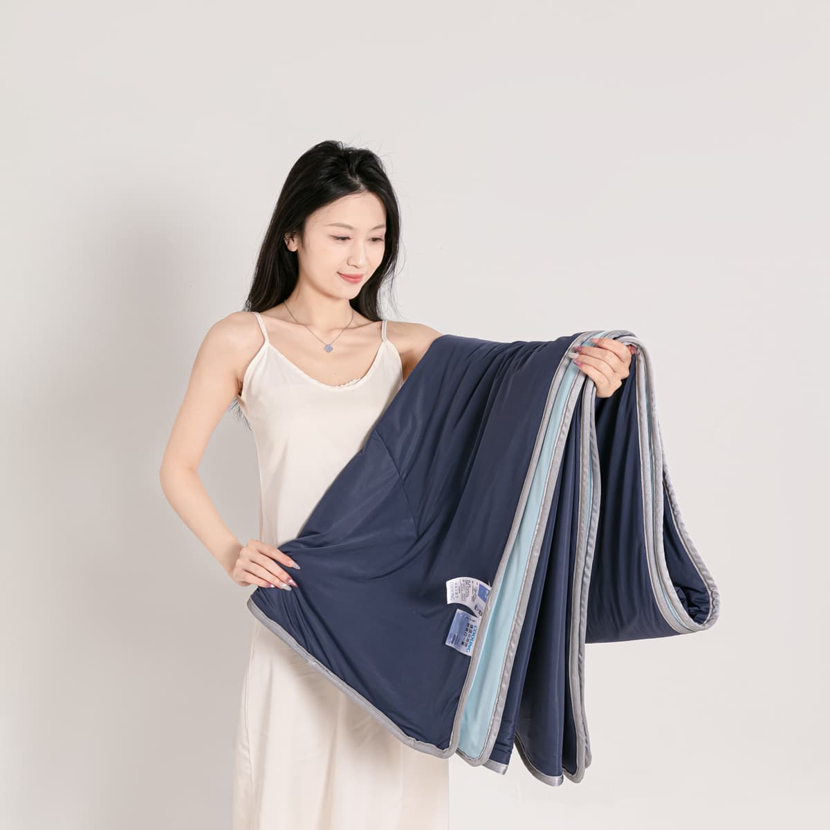 Double spelling navy blue [silky - can sleep naked]